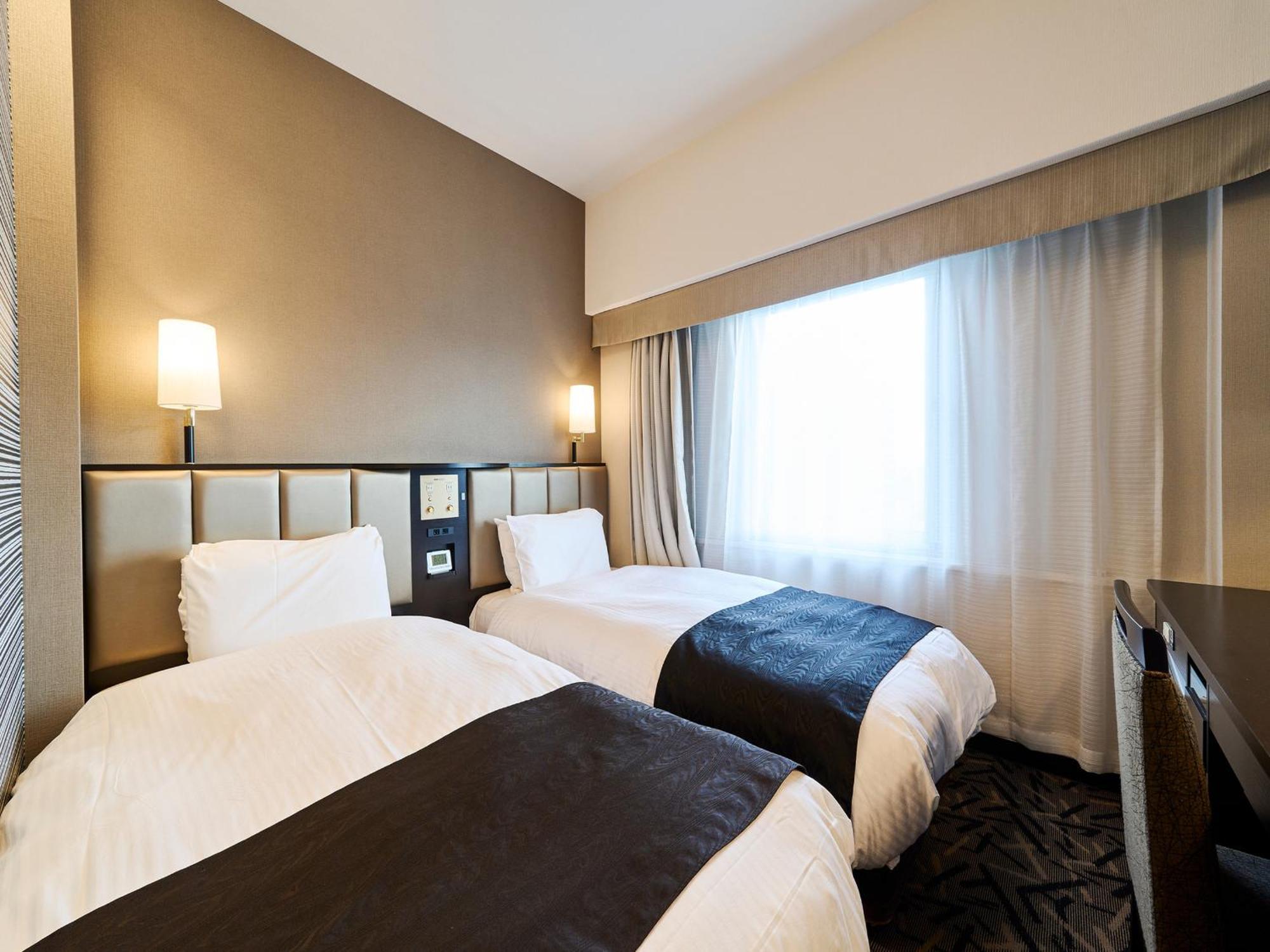 Apa Hotel Takaoka Marunouchi Экстерьер фото